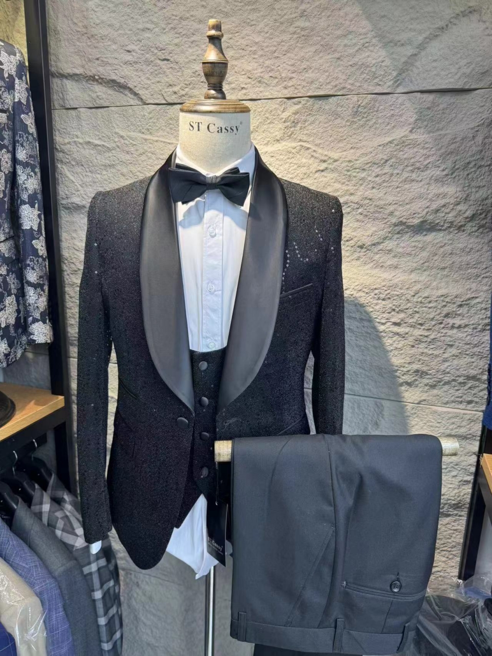 Holiday Shawl Lapel 3-pieces M - Men'S Holiday Formal Wear のレビューと価格